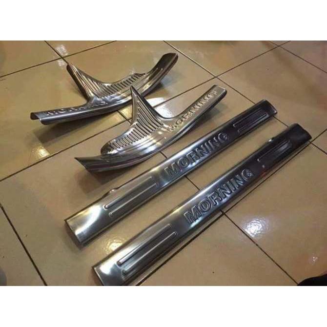 - ốp bậc trong ngoài xe KIA Morning đời 2012-2019 mẫu inox