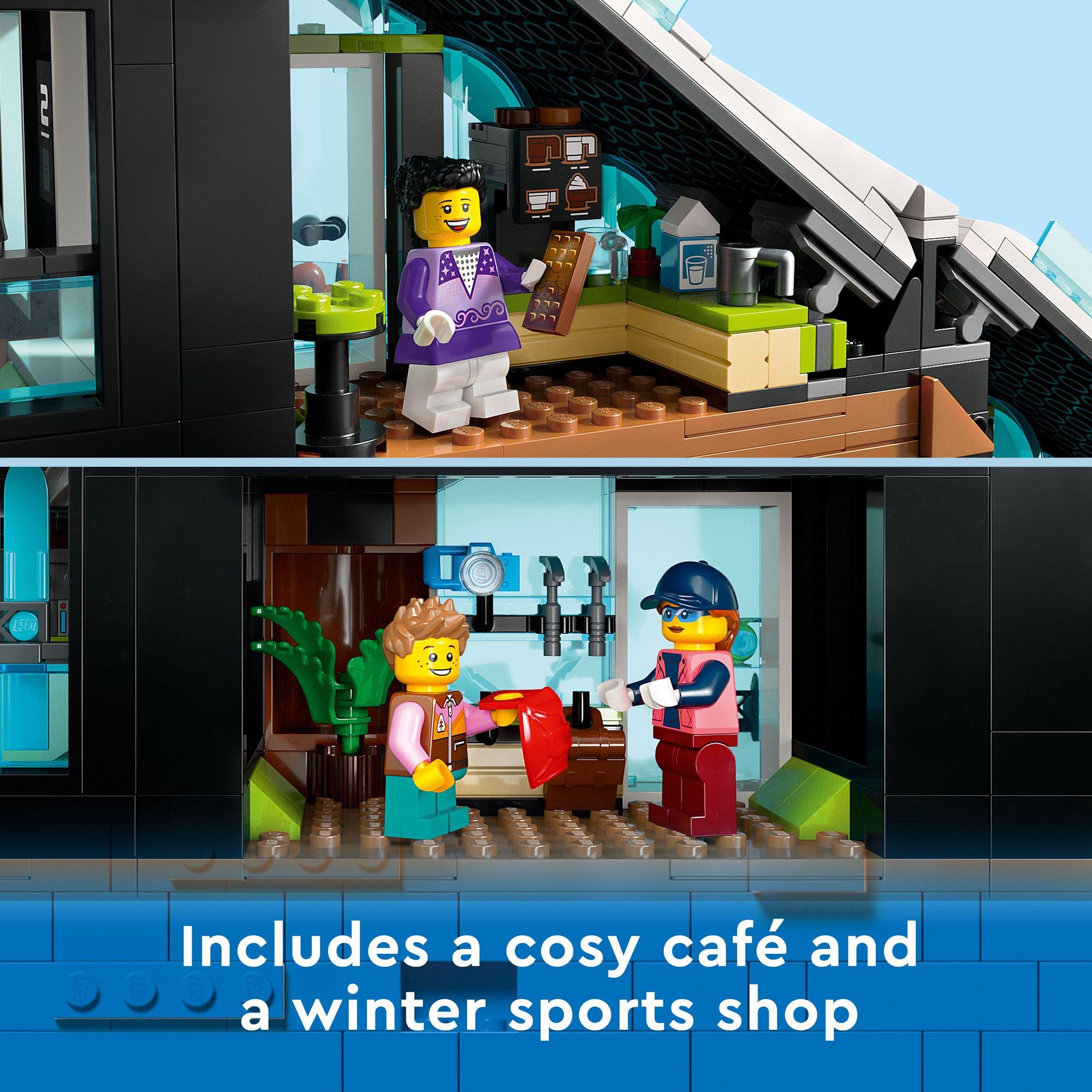 LEGO City 60366 Đồ chơi lắp ráp Khu trung tâm trượt tuyết và leo núi (1,054 chi tiết)