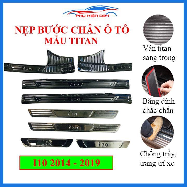 Bộ ốp bậc cửa trong ngoài nẹp bước chân Hyundai i10 2014-2015-2016-2017-2018-2019 vân Titan trang trí xe