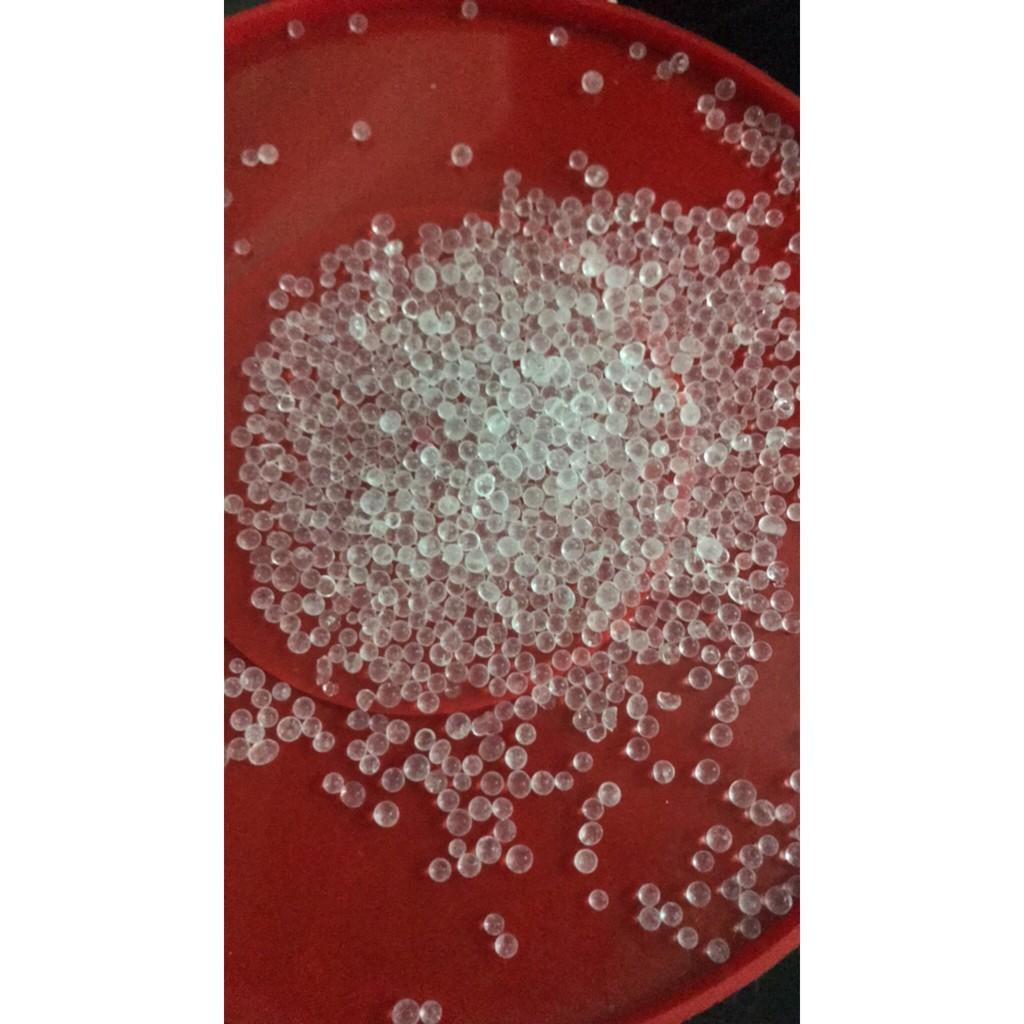 1kg hạt hút ẩm trắng tặng kèm 10 túi vải không dệt