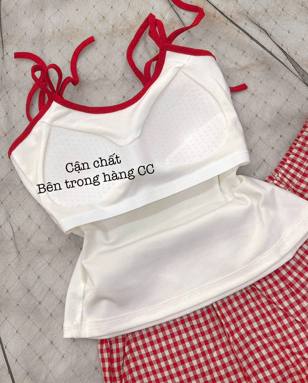 Bộ Đồ Ngủ Hello Kitty Cotton Hai Dây Quần Ngắn Đính Nơ Lưng Chun