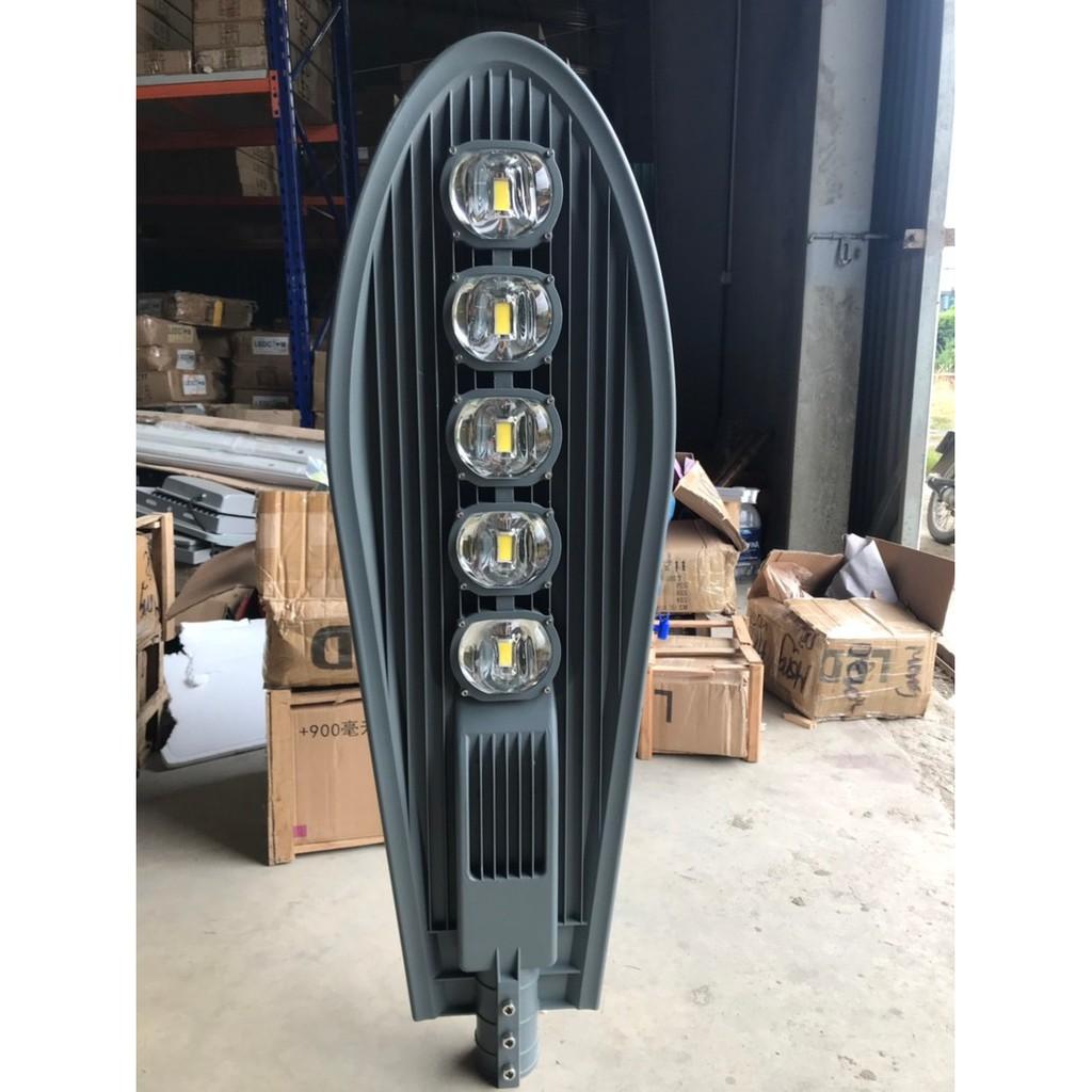 Đèn led đường lá 250w