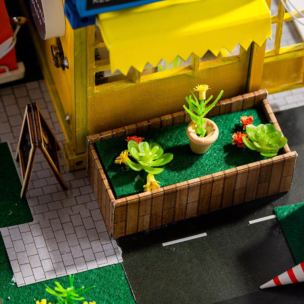 Nhà búp bê thu nhỏ với đồ nội thất và đèn LED tự làm