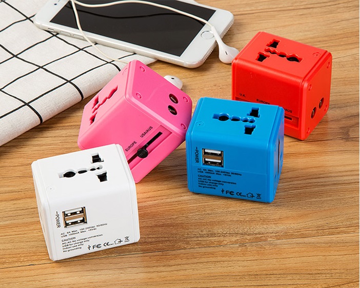Ổ cắm điện du lịch đa năng quốc tế D995 -