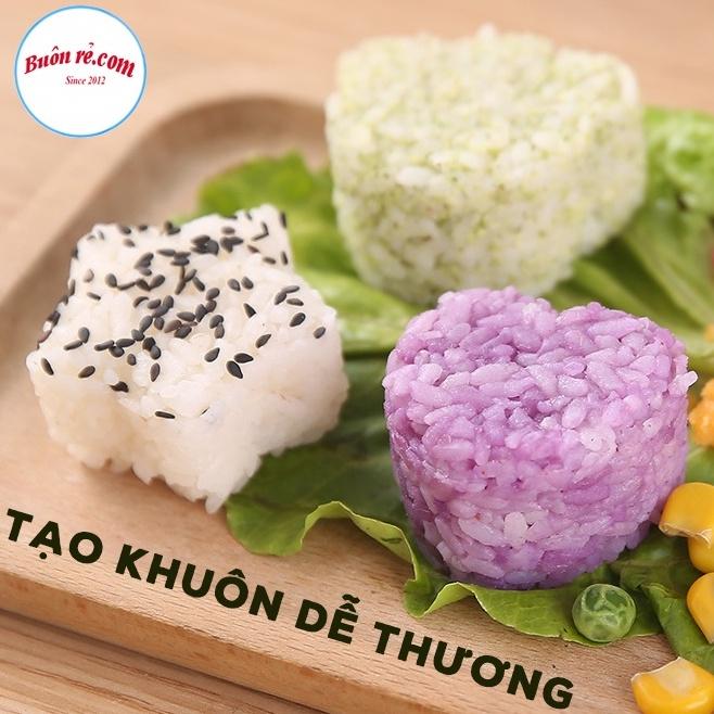 Set 7 khuôn bento ép cơm nắm KÈM THÌA – Khuôn cơm nhựa trong suốt an toàn sức khỏe – 01471