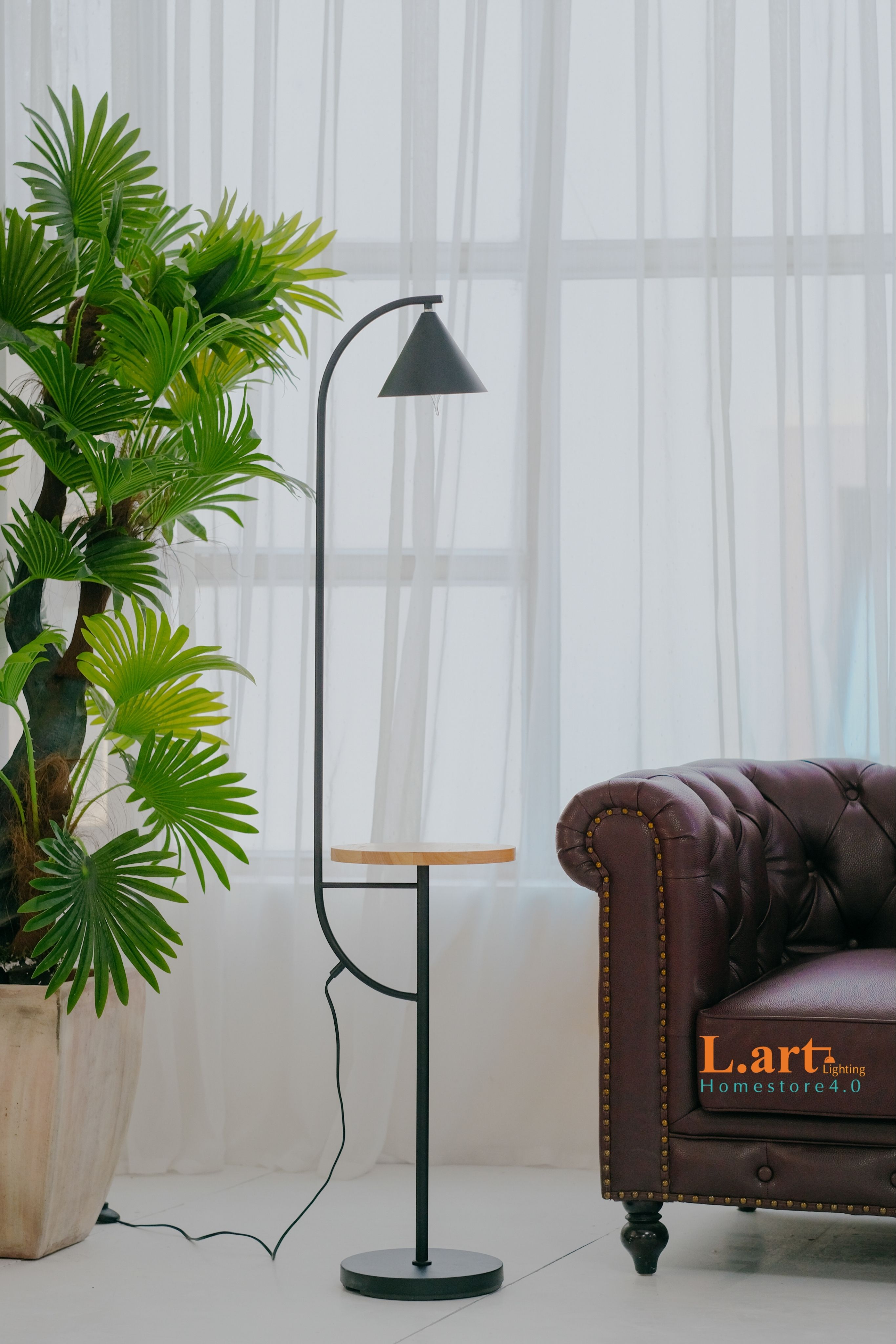 Đèn sàn phòng khách đèn đứng decor kèm bàn gỗ tiện lợi sang trọng DCLA009