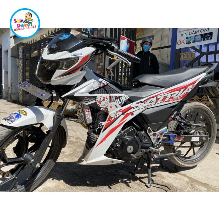 Tem xe Satria fi thỏ cầm phuộc dán xe trắng