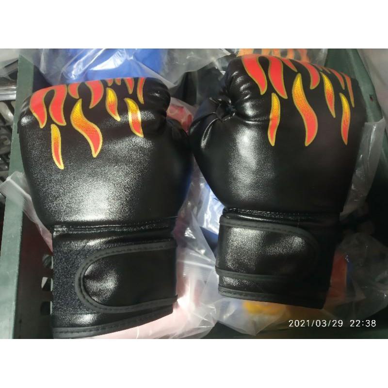 Găng tay trẻ em tập boxing, muya..