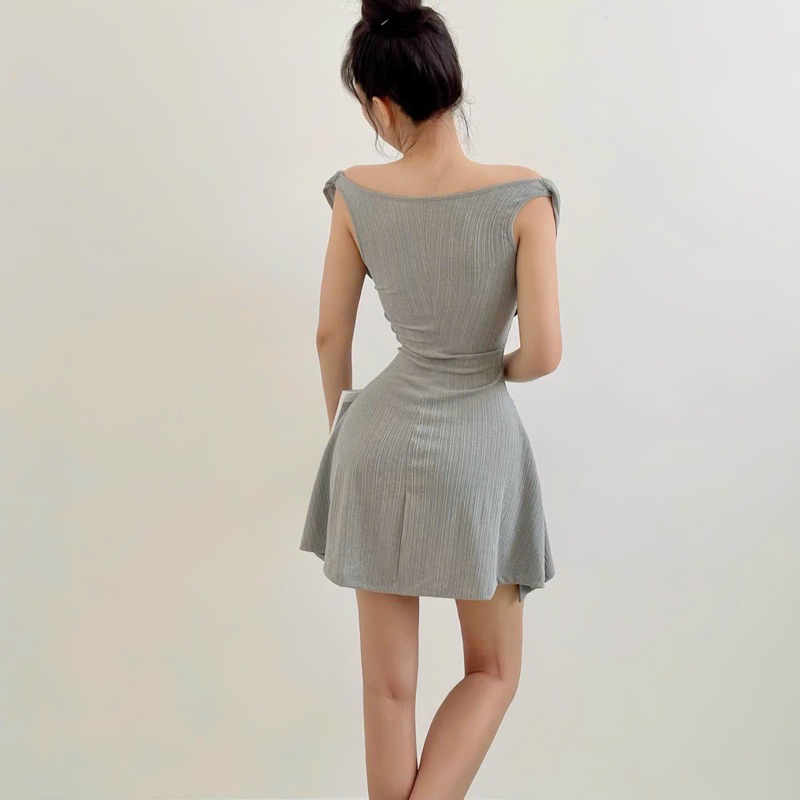 Đầm Body Xương Cá Trễ Vai Dây Nơ Dáng Ngắn Xoè Nhún Thân