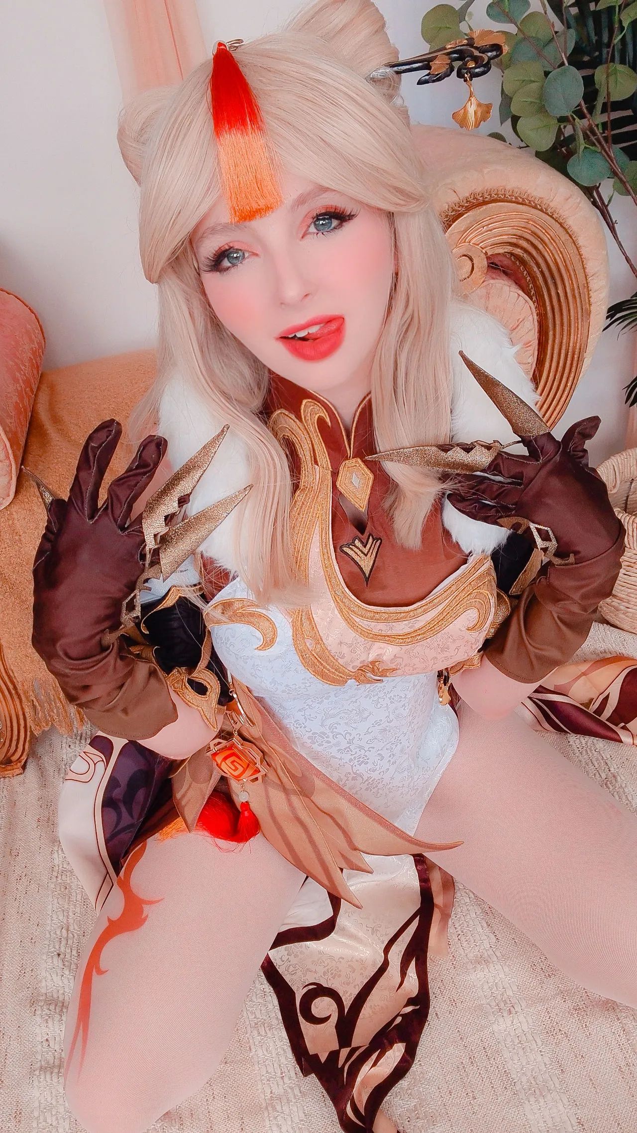 hình cosplay chapter 366 38