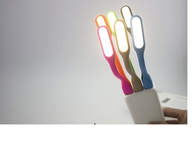 Đèn led mini cắm cổng USB tiện lợi - Giao màu ngẫu nhiên
