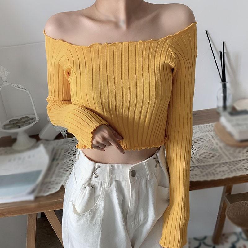 Áo thun dáng ngắn dài tay cổ vuông phong cách retro cho nữ