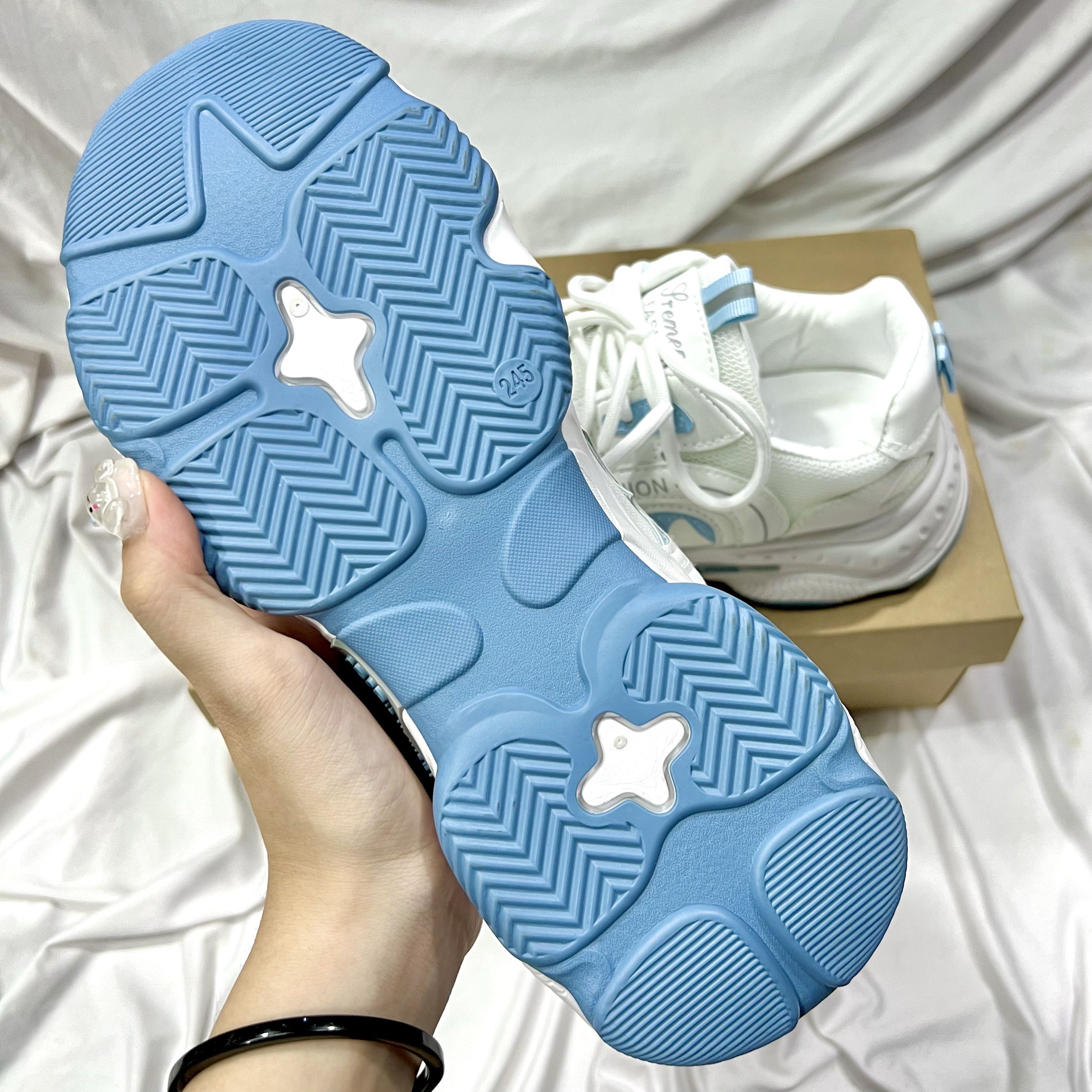 Giày Thể Thao Nữ Màu Trắng Phối Xanh Đẹp Duy Nhật Store Độn Cao Đế Răng Cưa Bonsai Uzzang 5cm Êm Chân Sneaker Bata Trend