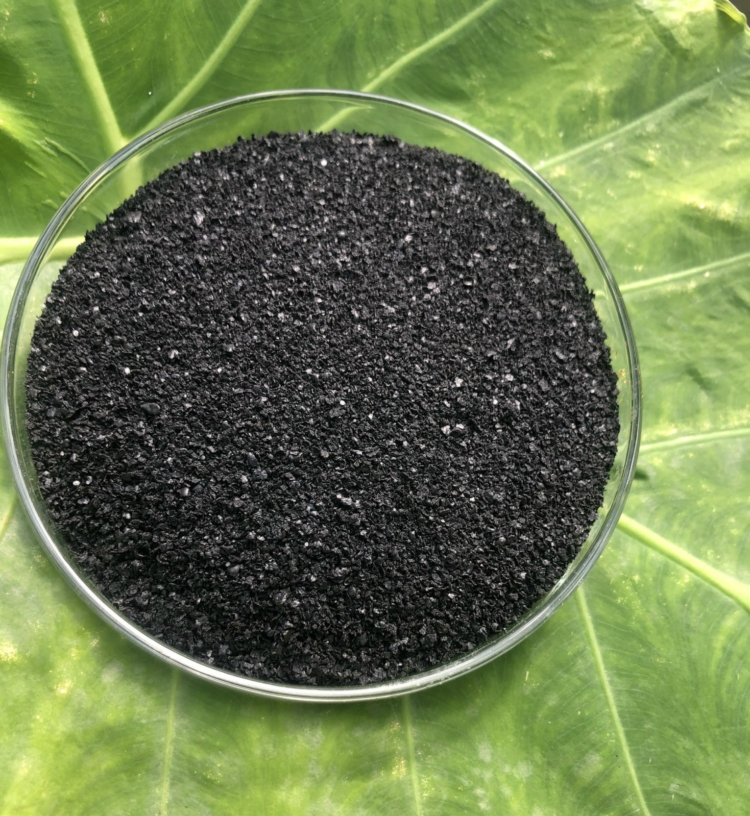 PHÂN BÓN HUMIC KÍCH RỄ, TƠI XỐP ĐẤT, KHỎE CÂY - DẠNG VẢY CAO CẤP - GÓI 1KG
