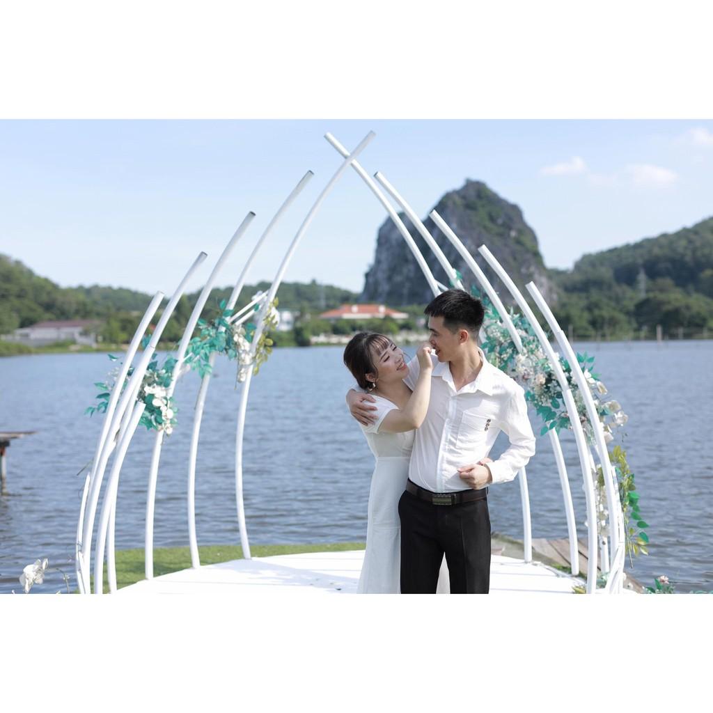 Áo đôi chụp cưới áo váy đôi sơ mi nam nữ màu trắng cố vuông đính nút gỗ chụp cưới đẹp AV42