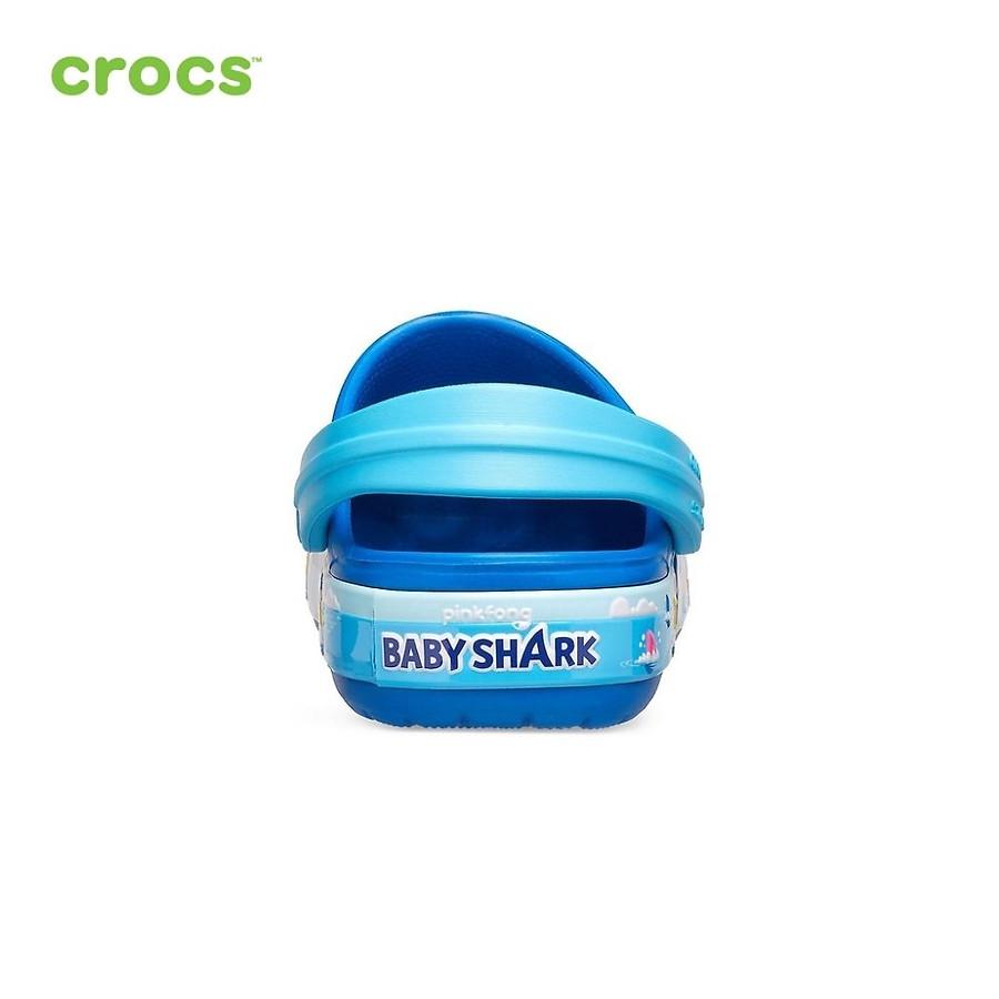 Giày lười trẻ em Crocs Funlab Baby Shark Band 206704 - 4JL