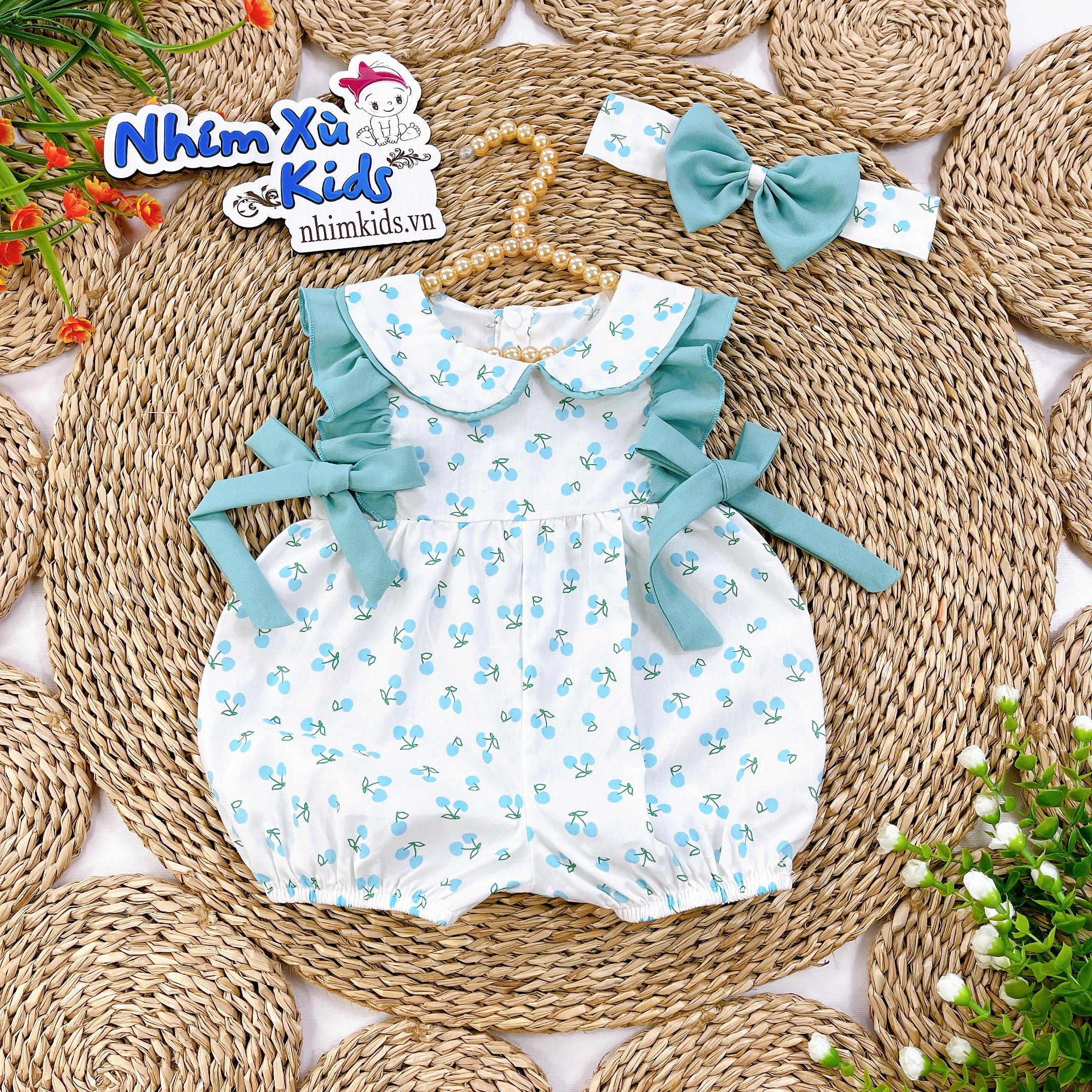 Body Nơ Xanh Bé Gái 3 Đến 12kg, Áo Liền Quần Hoạ Tiết Quả Cherry Xanh Chất Thô Boi Mềm Mát