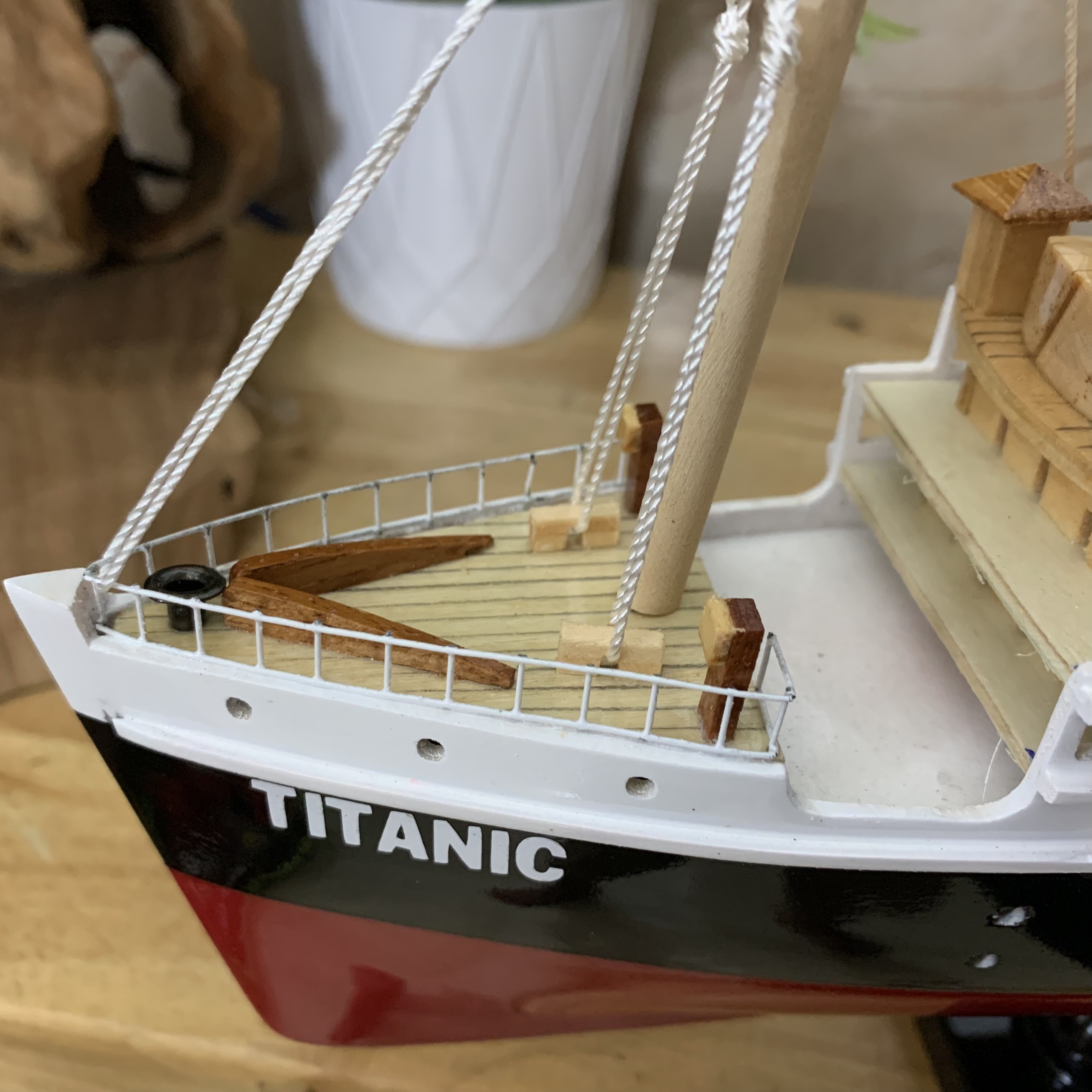 Mô hình tàu gỗ trang trí nhà cửa tàu Titanic phiên bản cao cấp hoàn hảo - quà tặng sinh nhật - Dài 40cm