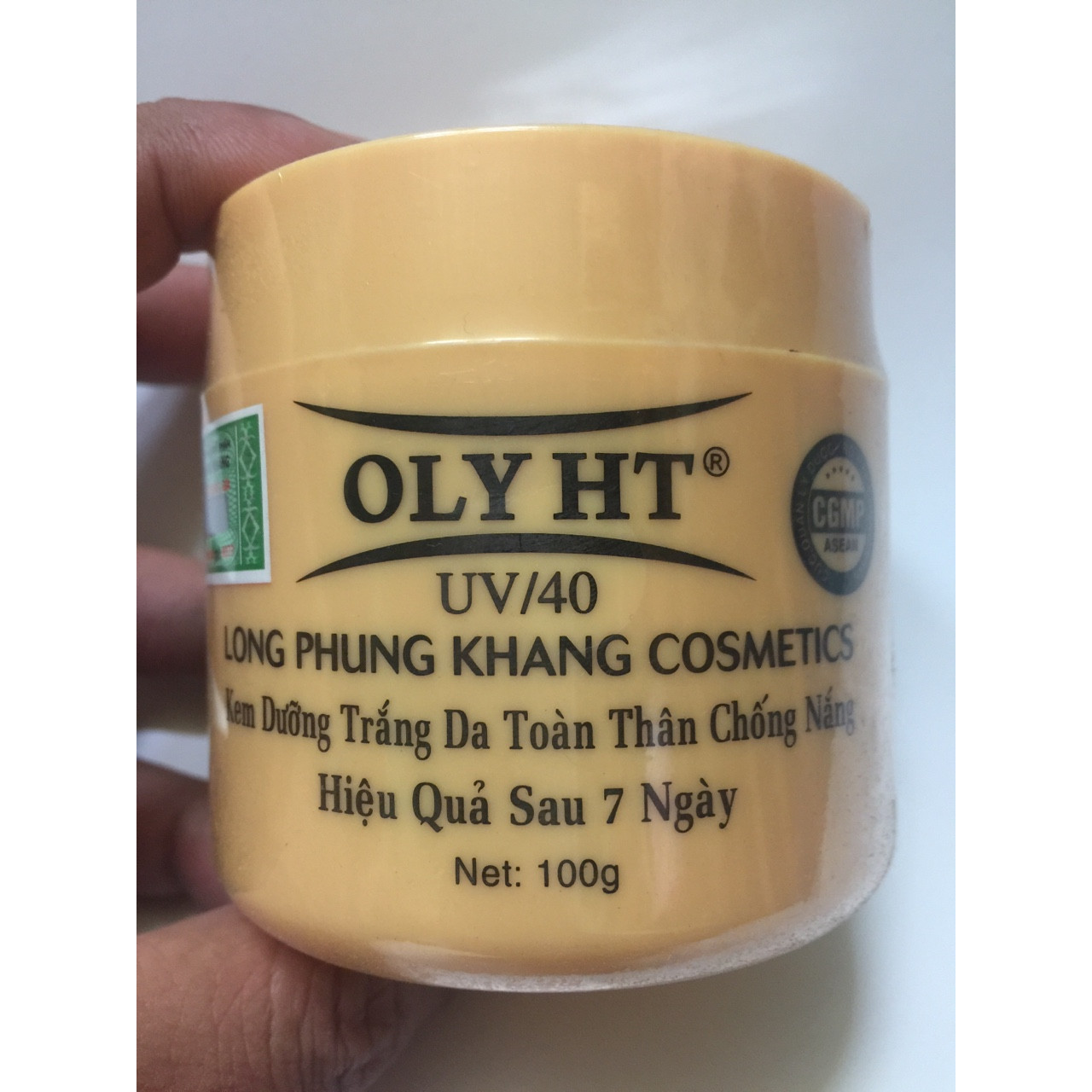 KEM DƯỠNG TRẮNG DA TOÀN THÂN CHỐNG NẮNG OLYHT 100G