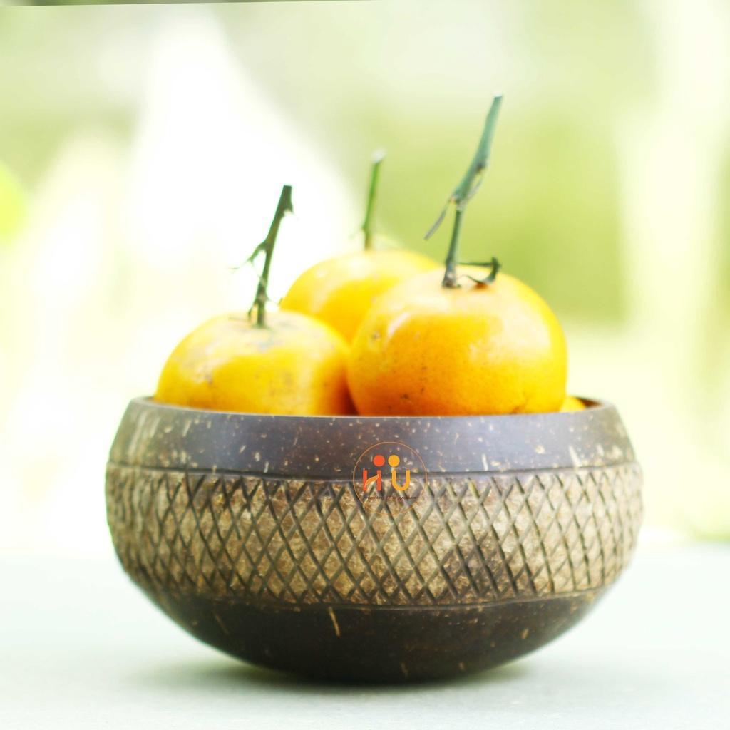 Tô gáo dừa khắc hoa văn Cen