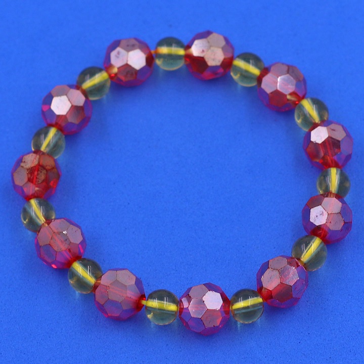 Vòng tay pha lê đỏ giác 10 ly pha lê vàng CTFLOGFLV10