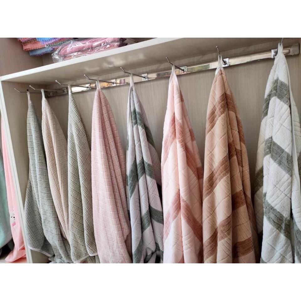 Khăn tắm kẻ xuất Hàn 70*140 cm, sang xịn mịn