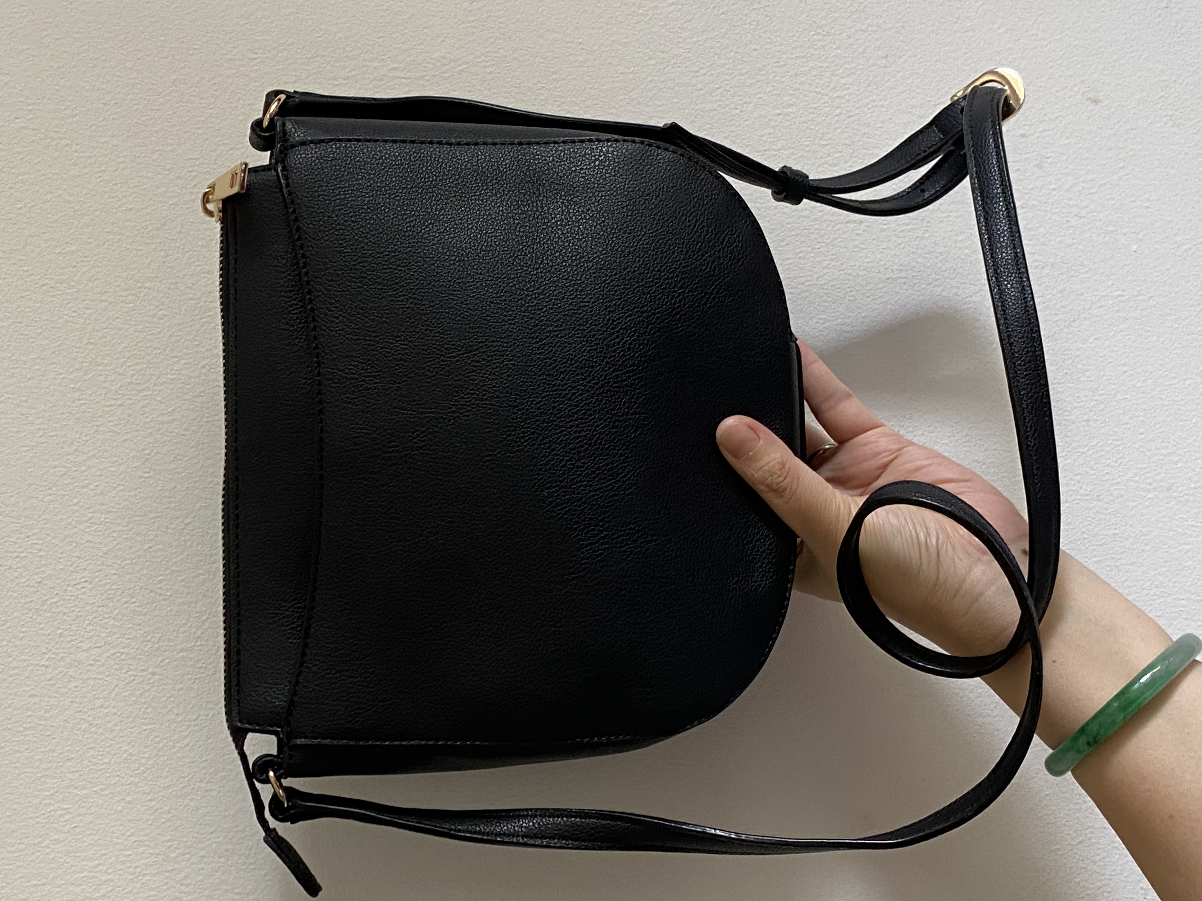 Túi đeo vai da thật quà tặng ý nghĩa