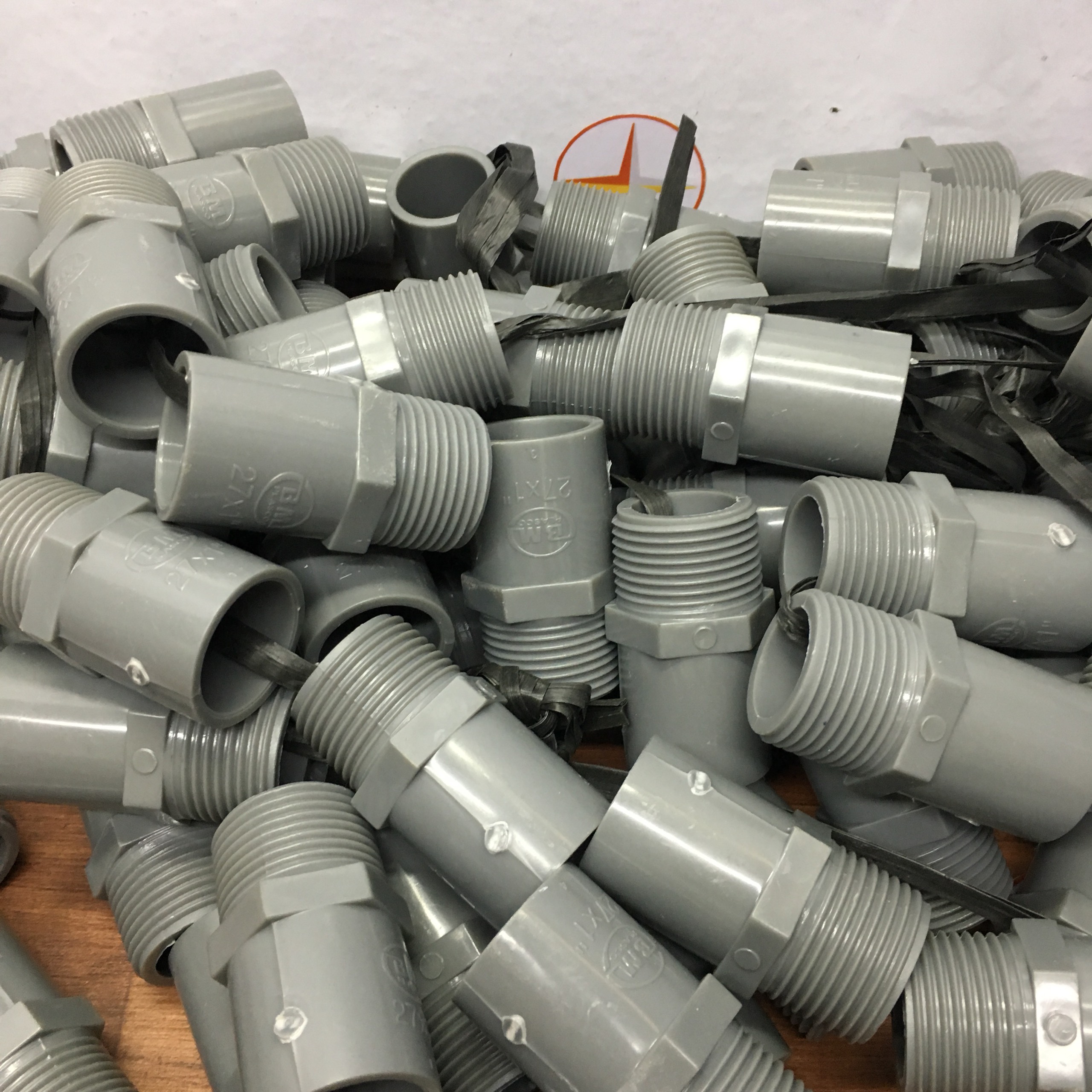 Nối PVC ren ngoài 34 ống 27 nhựa Bình Minh