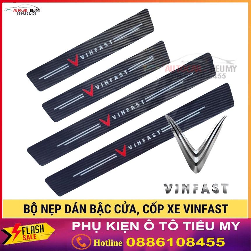 VINFAST - Bộ Miếng Dán Chống Trầy Xước Có Logo Hãng VINFAST Bảo Vệ Bậc Cửa Và Cốp Xe Hơi, Xe Ô Tô Chất Liệu Sợi Cacbon Bền Đẹp