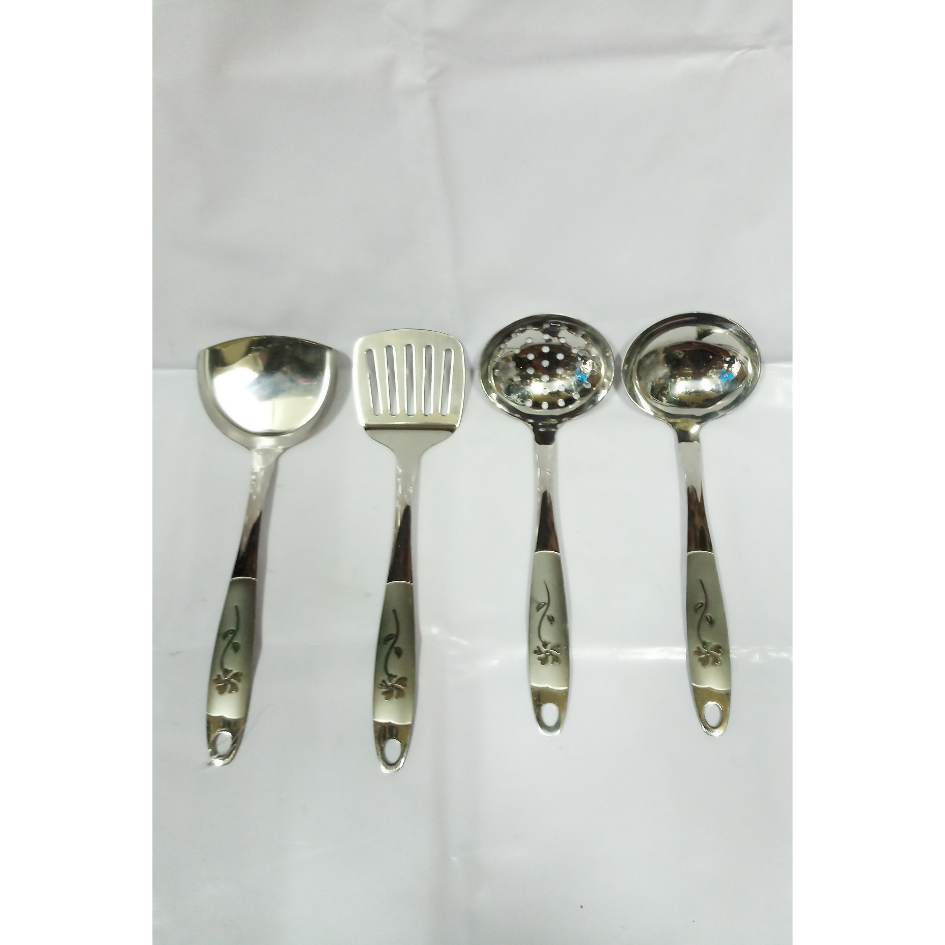 COMBO 1 VÁ MÚC CANH+1 VÁ LỔ VỚT TRỨNG+1 SẠN LẬT+1 SẠN LẬT RÃNH. INOX CAO CẤP.