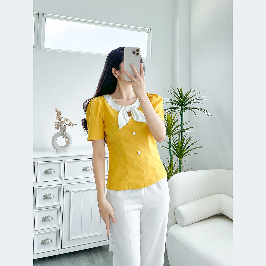 Áo kiểu nữ công sở thời trang Eden cổ tròn phối nơ trắng - ASM212