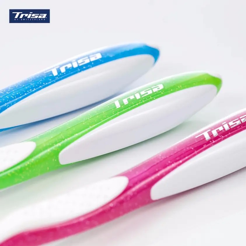 Combo 2 Bàn Chải Đánh Răng Trisa Perfect White Duo