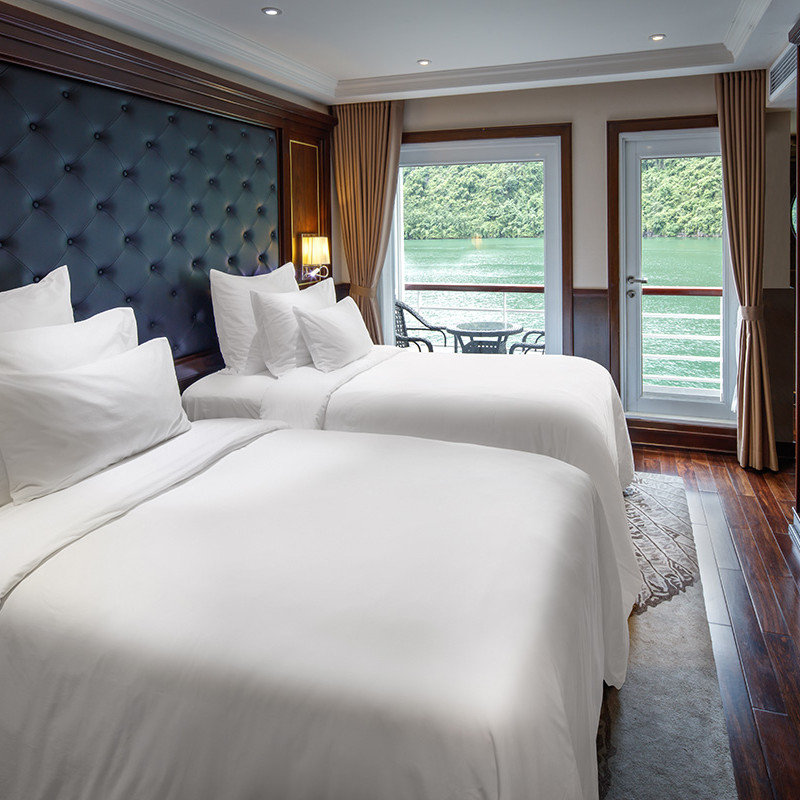 Du Thuyền 5 Sao Paradise Elegance, Hạng Phòng Deluxe Balcony