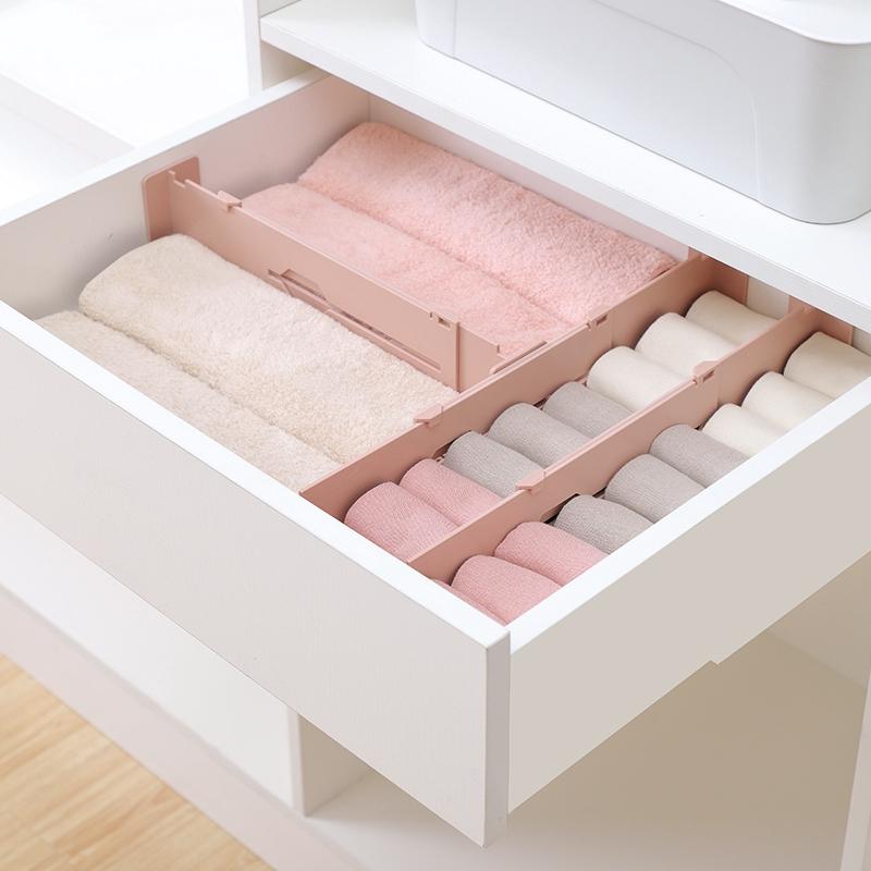 Dụng Cụ Chia Ngăn Tủ Kéo Sử Dụng Tiện Lợi