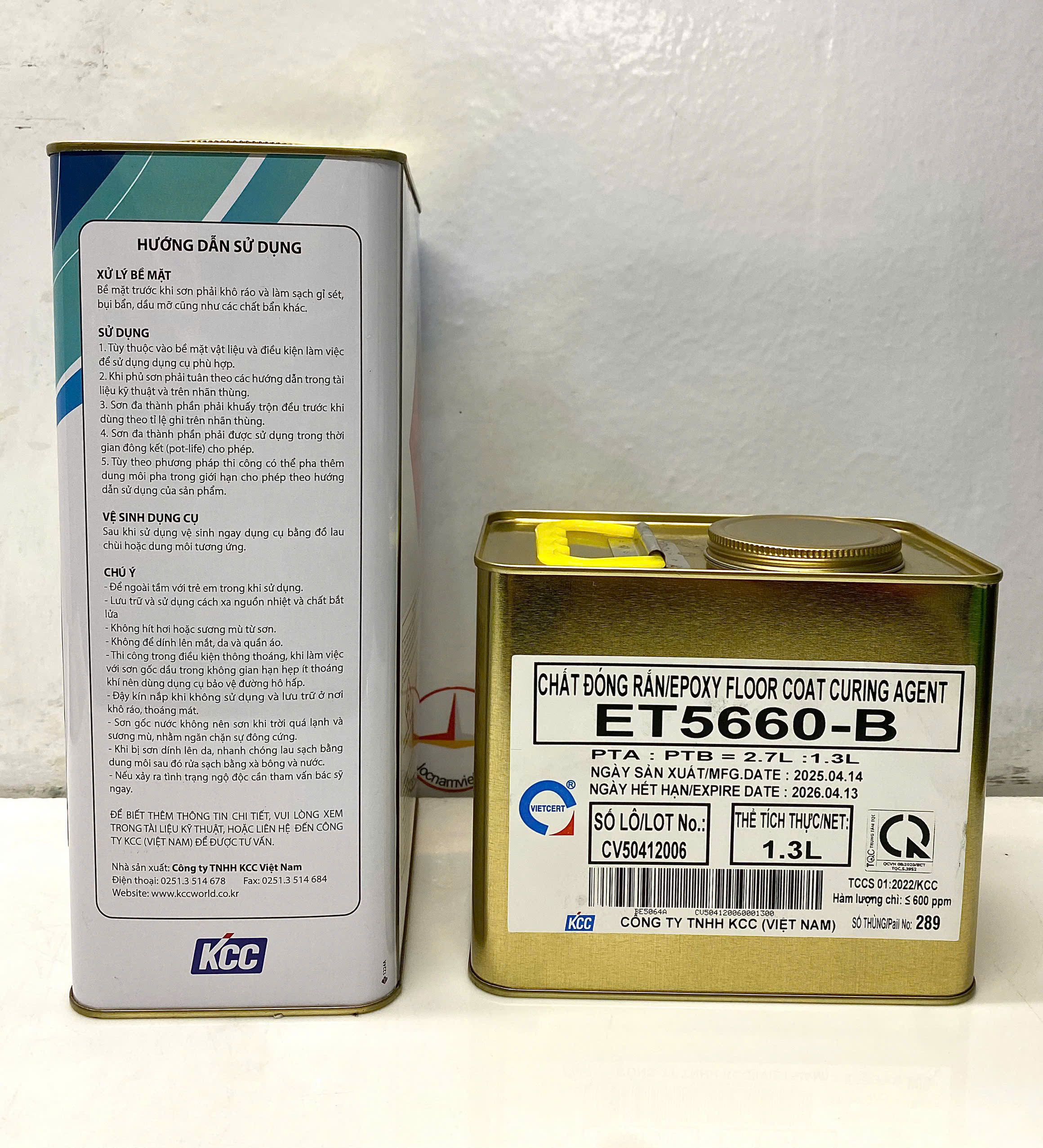 Sơn sàn bê tông epoxy KCC ET5660 Base C màu vàng 3000M _ 4L/Bộ