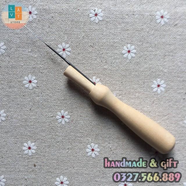 Bút gỗ giữ kim chọc - Needle felting