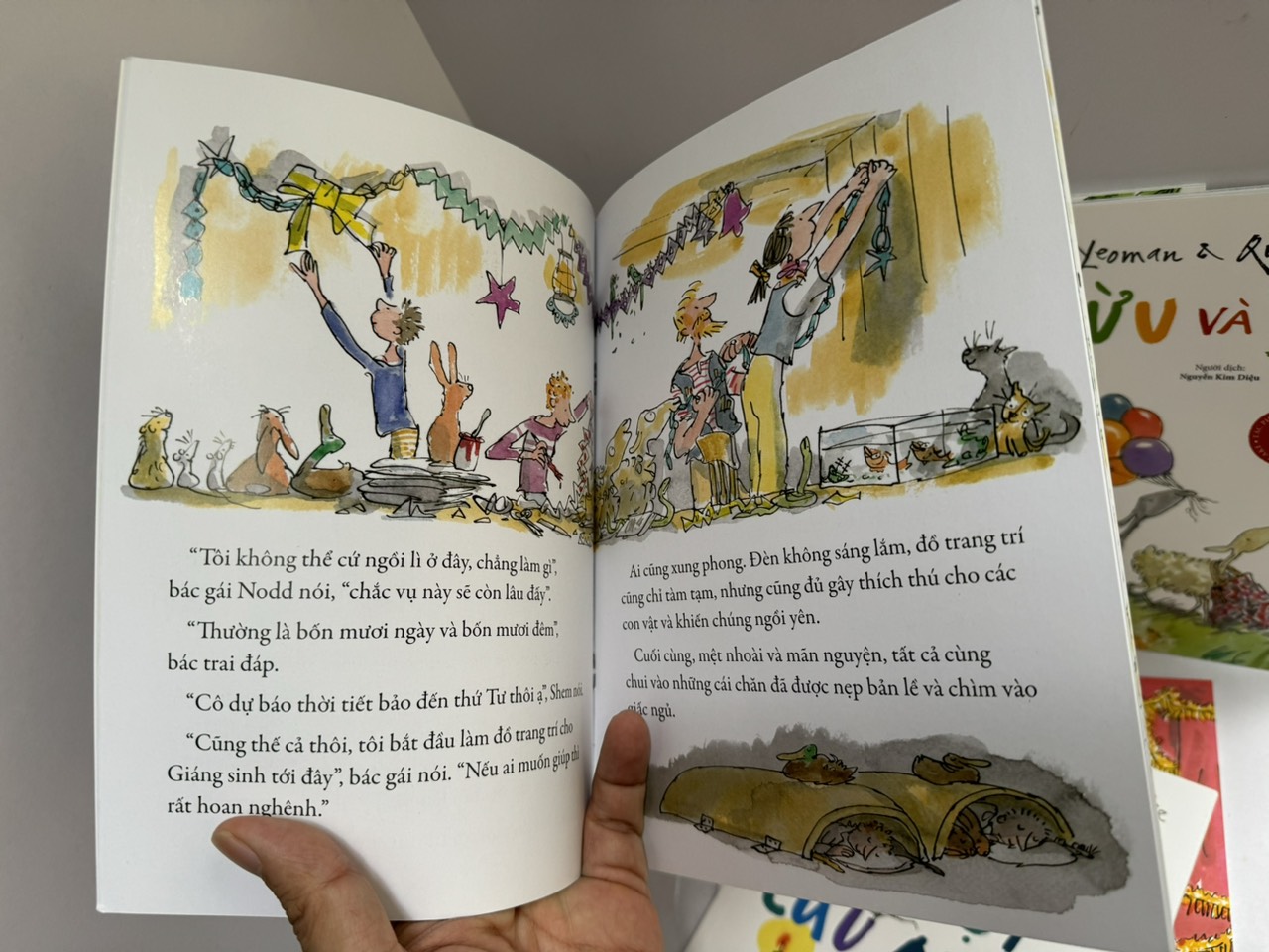 Combo 7 TÁC PHẨM KINH ĐIỂN CỦA QUENTIN BLAKE - Tổ ấm mùa đông của gấu, Cừu và dê, Chuyện chuột cứu mèo, Buổi picnic trên hồ của gấu, Diệc và sếu, Ngựa Con Thích Diễn, Chiếc thuyền của bác thợ mộc - Jonh Yeoman, Quentin Blake - NXB Kim Đồng