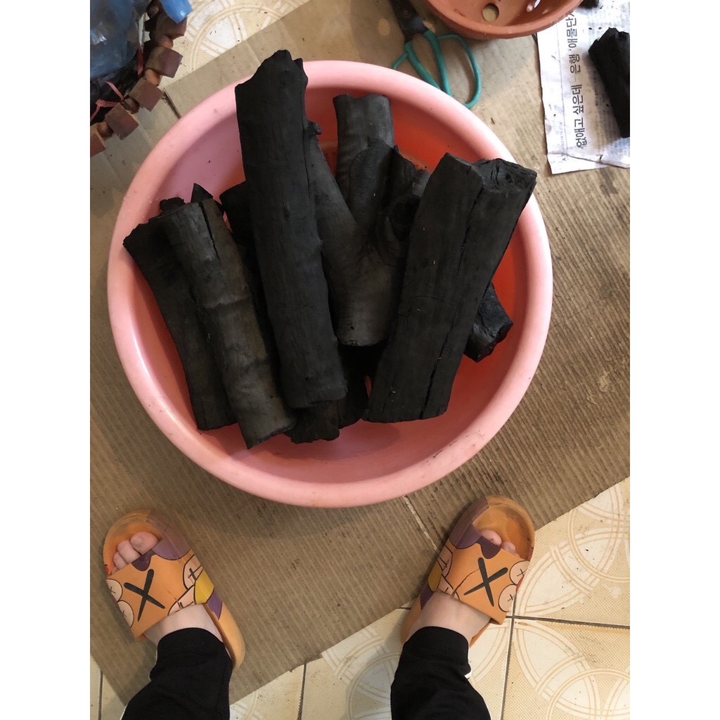 01 kg than củi làm giá thể trồng lan hoặc nướng thịt