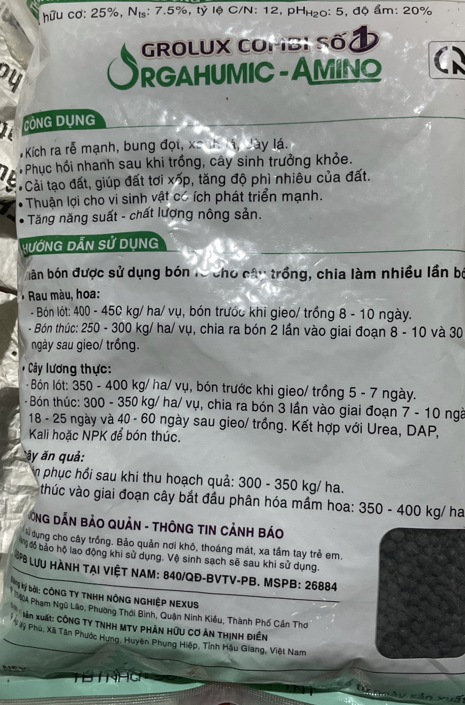 Phân bón hữu cơ HUMIC AMINO chuyên hoa màu hoa giấy hoa mai gói 1kg