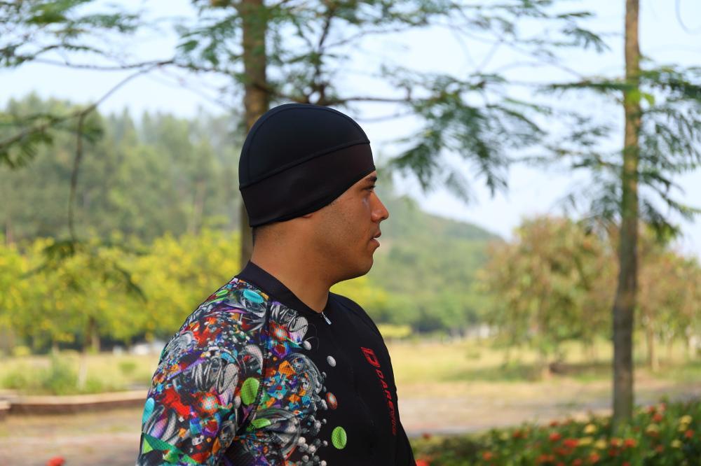 DAREVIE Mũ Đi Xe Đạp Mùa Đông Nhiệt Chạy Trốn Thể Thao Ngoài Trời Mũ Ấm Áp Mũ Đi Xe Đạp Mùa Đông Nóng Mũ Đi Xe Đạp Cho Thời Tiết Lạnh Chạy Đi Xe Color: Black Cap