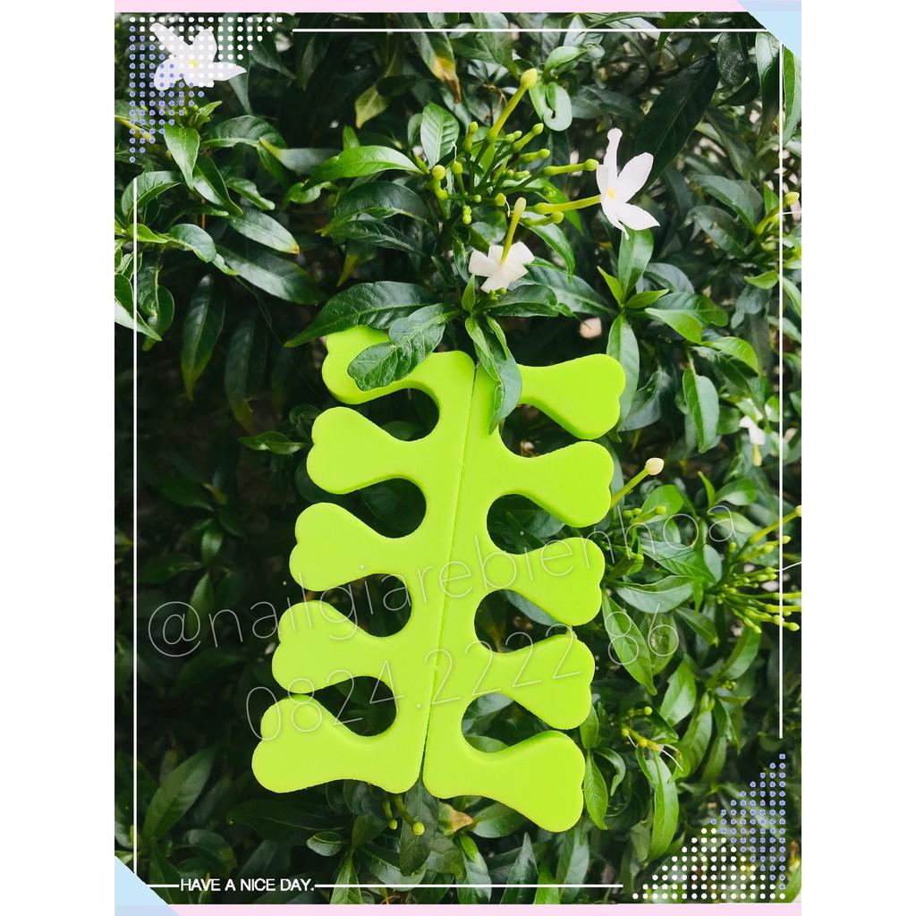 Kẹp phụ trợ tách ngón