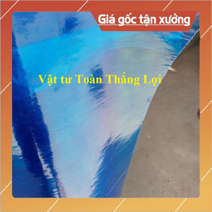 ( Khổ cao 1,2m x dày 8dem) Tôn nhựa lấy ánh sáng màu xanh che nắng mưa đều được