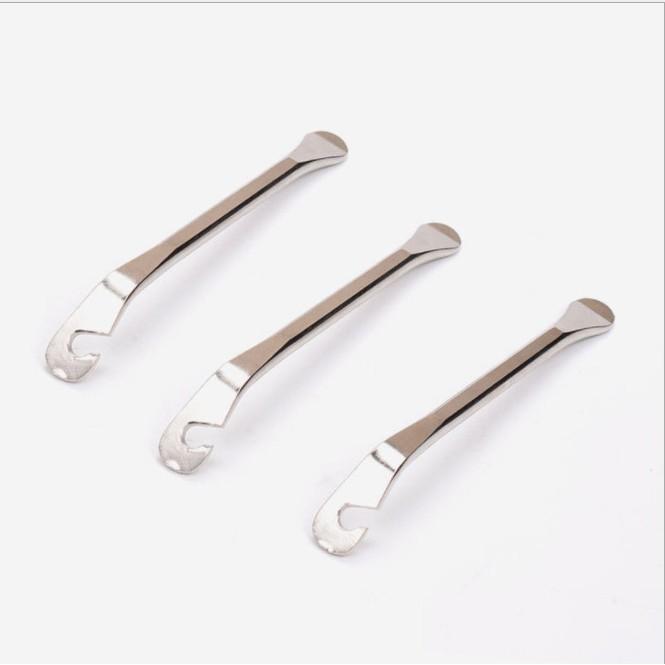 Đầy đủ các Bộ Dụng cụ sửa chữa xe đạp nhiều chi tiết cần thiết khẩn cấp.