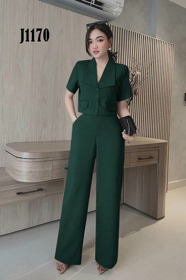 Sét nguyên bộ quần dài ống suông áo croptop cổ vest 2 nắp túi giả xinh xắn