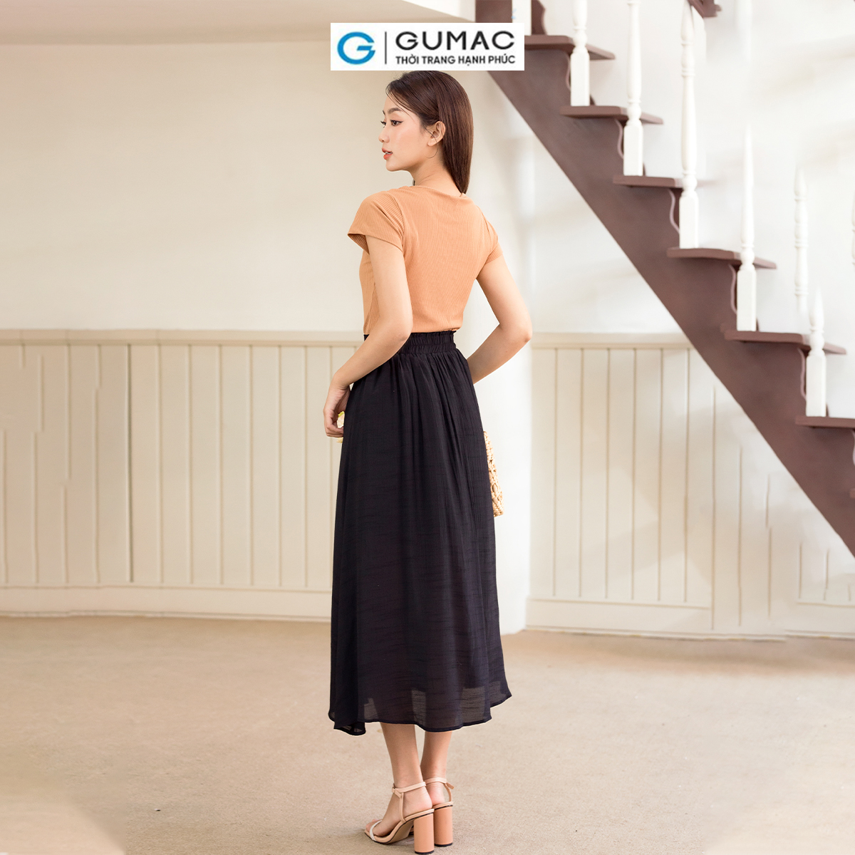 Chân váy maxi xẻ tà trước phong cách thời thượng thời trang GUMAC VD06037