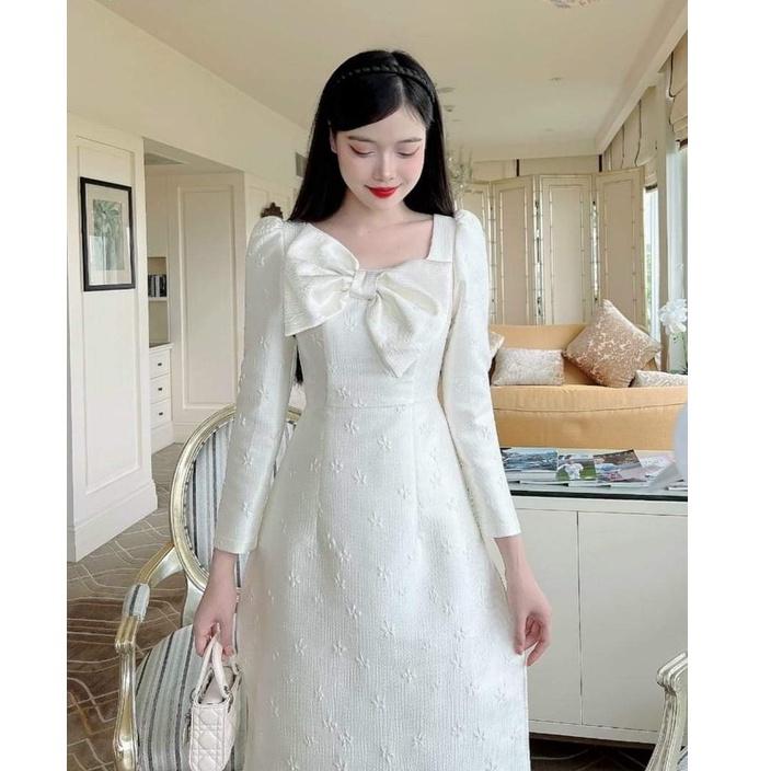 Áo Dài Cách Tân Lua Gấm Hoa 2 Màu Đỏ,Trắng Kết Nơ Trước Ngực Cho Các Nàng