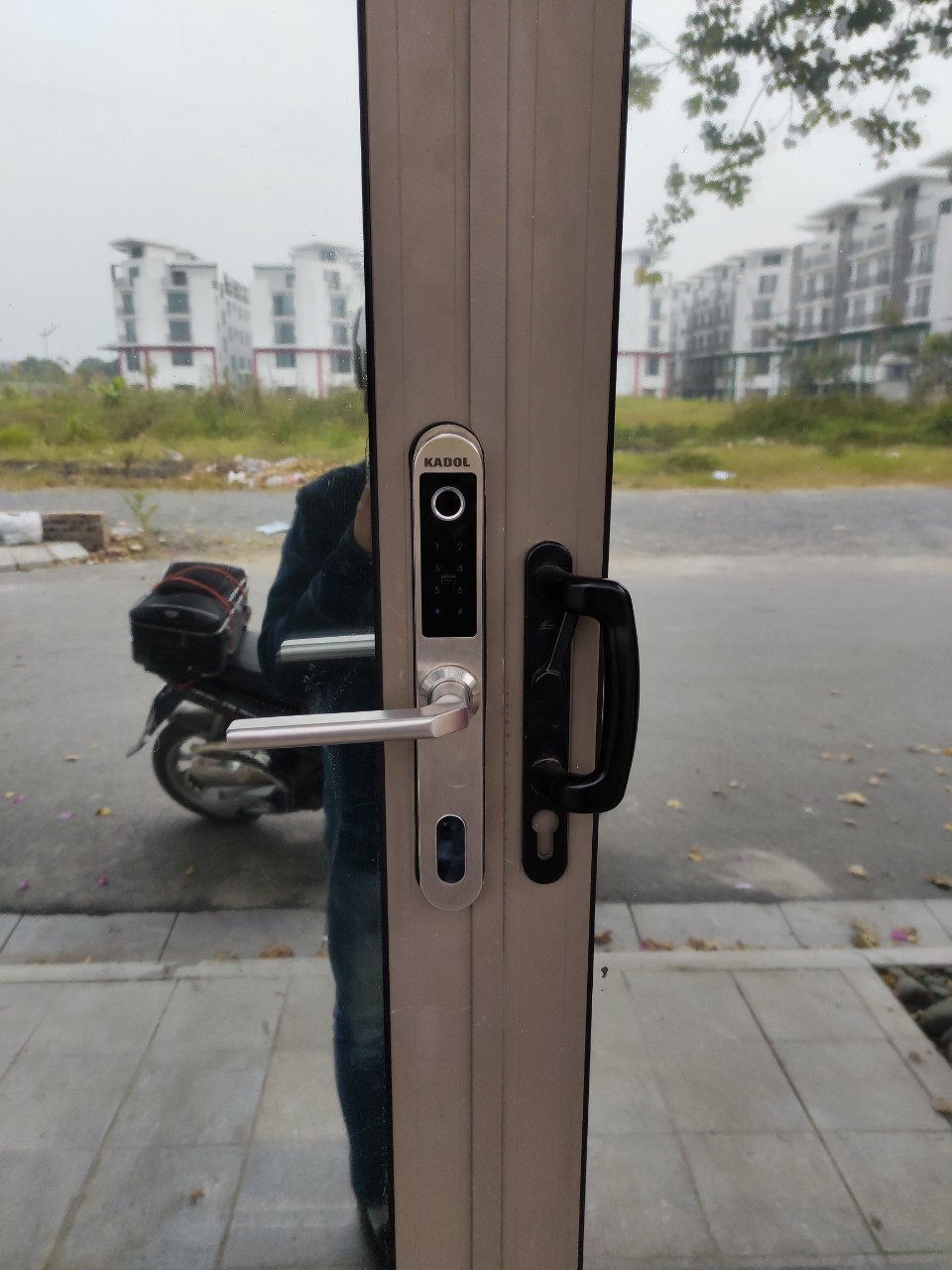 Khóa vân tay cửa nhôm Kadol KD-800