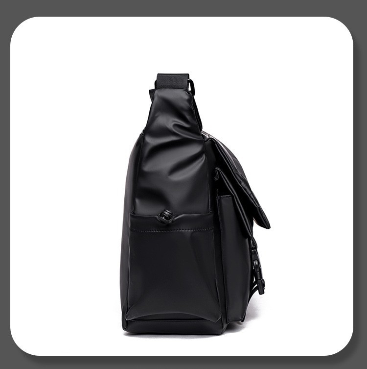 Túi đeo chéo nam phong cách mới  - BEE GEE DCN9438