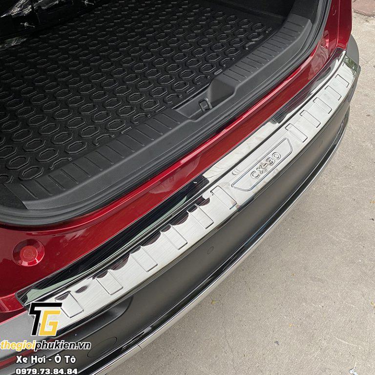 Ốp chống trầy cốp Titan Mazda CX-30, CX30