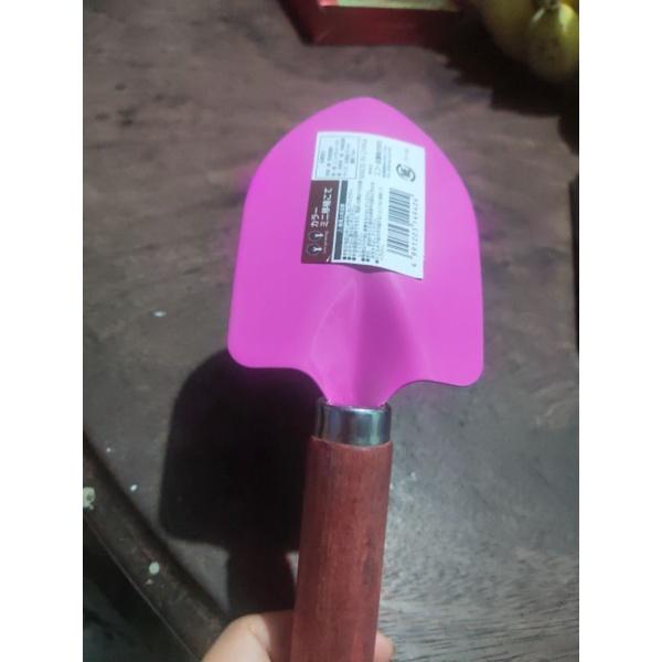 Xẻn xúc đất làm vườn KT: D21cm x R7.5cm x C2cm